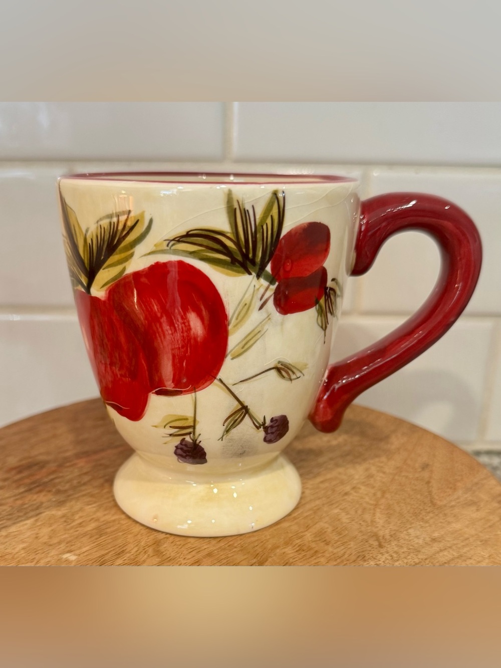 Oneida Tuscan Harvest Red-Handled Cream Ceramic Mug with Fruit Motif